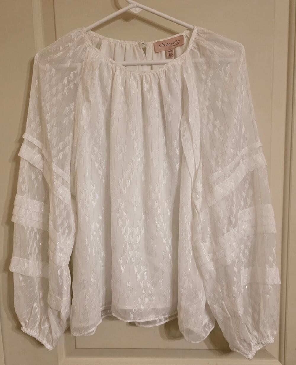 Philosophy white pintuck long sleeve blouse